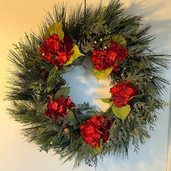Evergreen Holiday Wreath, Winter Wreath, Measures: 28 inches - Picture 4 of 7
